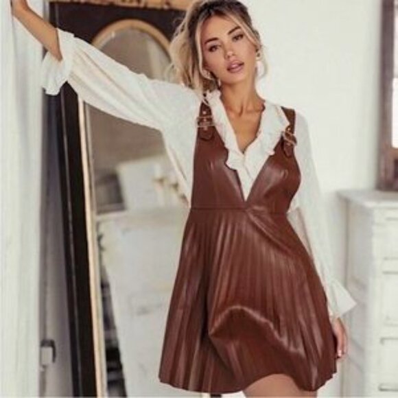 Zara Accordion Pleated Faux Leather Mini Dress Brown Size XS Blogger Fav - Picture 2 of 8
